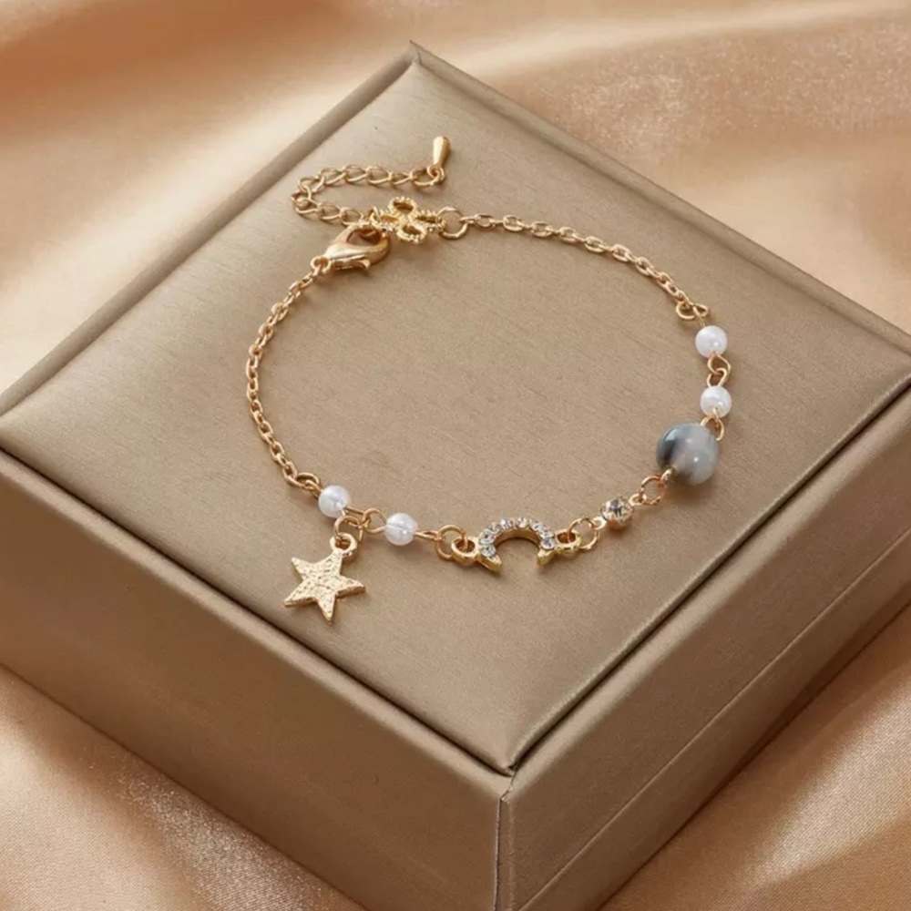 New women’s moon star bracelet